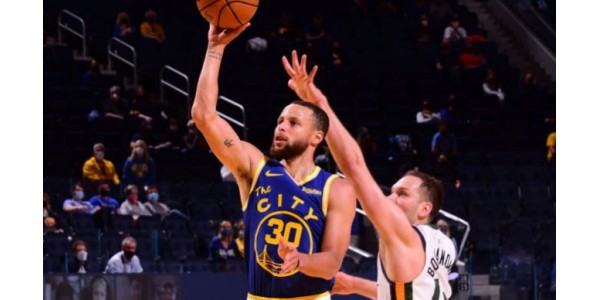 Los Golden State Warriors fueron continuamente derrotados por oponentes en los playoffs de la NBA